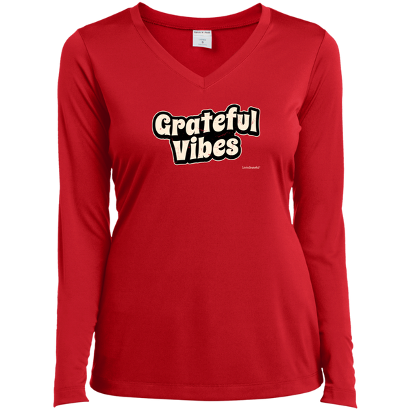 Womens V-neck tee – Grateful vibes – Performance comfort