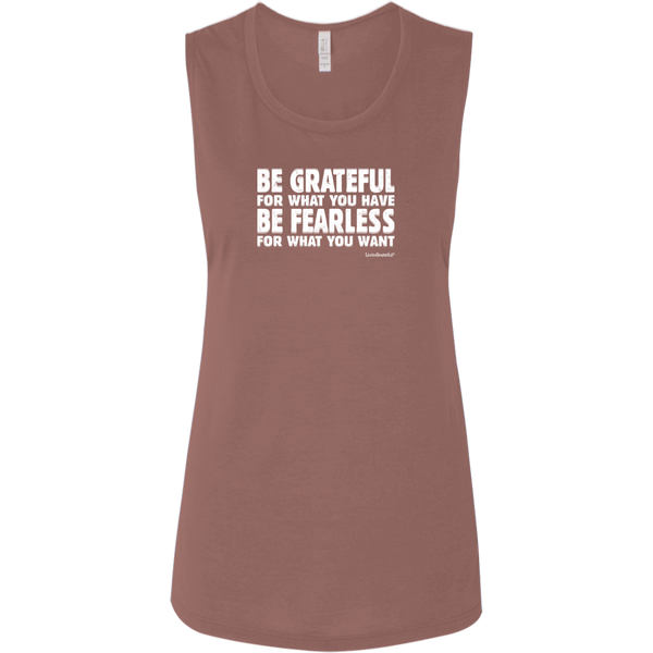 Ultra-soft fabric – Lightweight feel – Breathable comfort