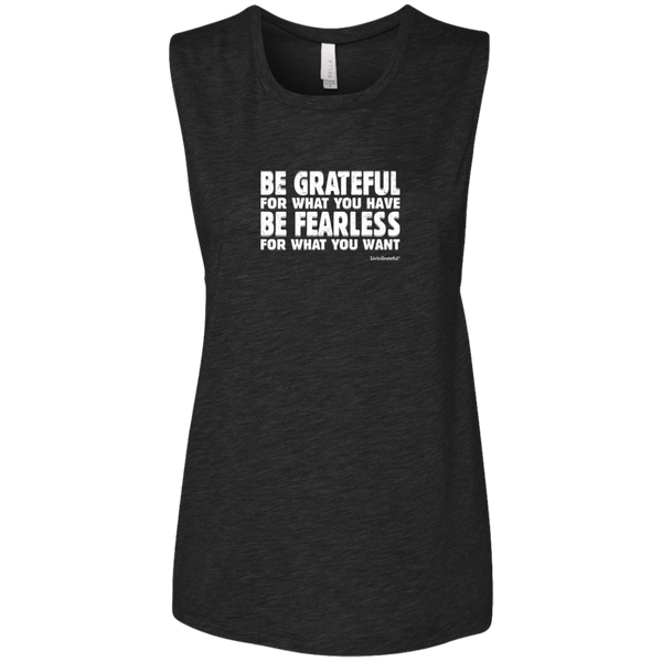 Ultra-soft fabric – Lightweight feel – Breathable comfort