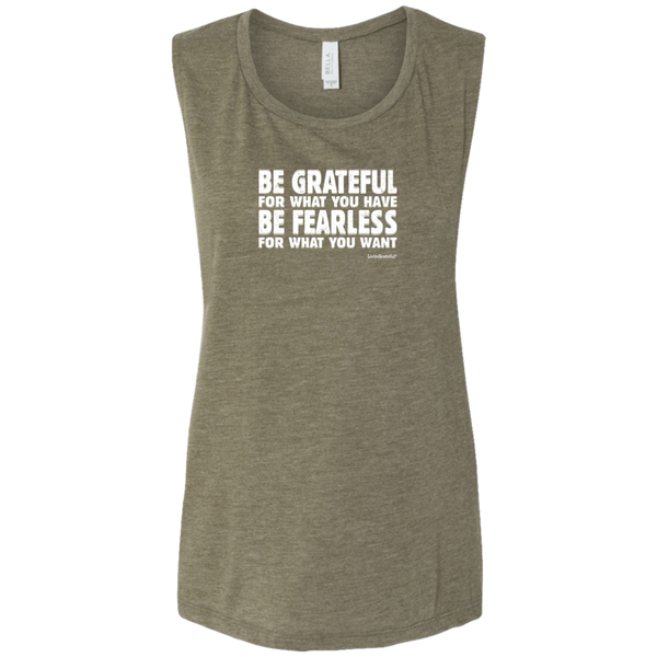 Ultra-soft fabric – Lightweight feel – Breathable comfort